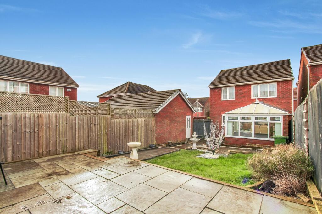 Additional property image - 57 College Green, Yeovil