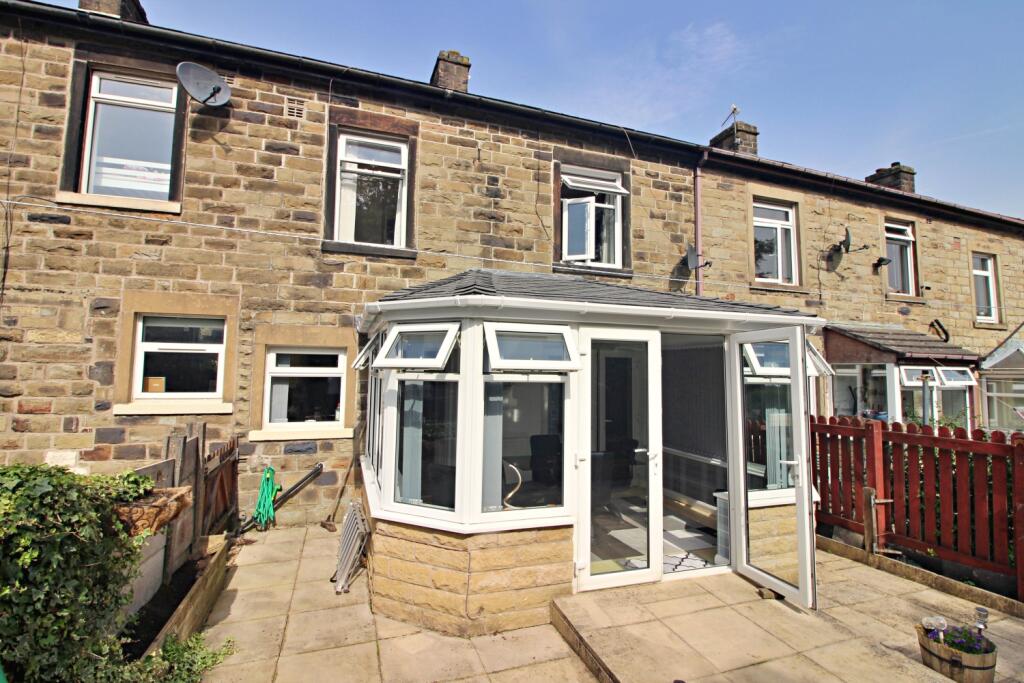 2 bedroom town house for sale in 52 Brooklands Avenue, Rossendale, BB4