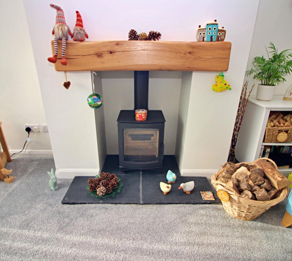 Additional property image - 8 Willow Tree Avenue, Rossendale