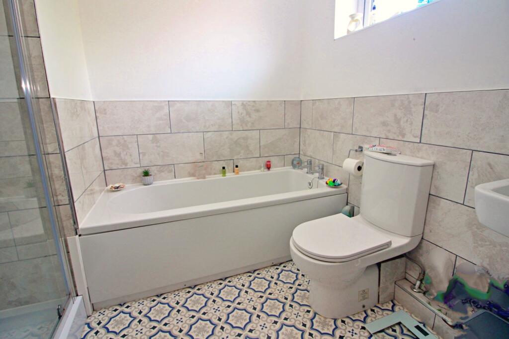 Additional property image - 8 Willow Tree Avenue, Rossendale