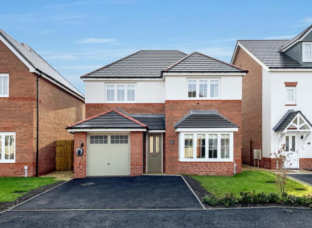 4 bedroom detached house for sale in Hickleton Grove, Llay, Wrexham