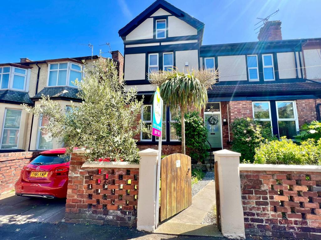 8 bedroom semidetached house for sale in Kinross Road, Waterloo, Liverpool L22 1RS, L22