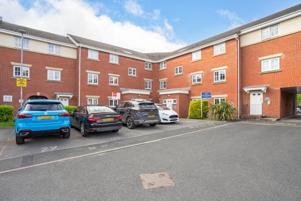 2 bedroom flat for sale in 36 Brookhey, Hyde, SK14 2DY, SK14