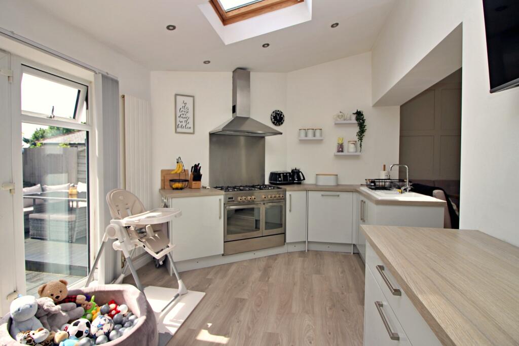 Additional property image - 14 Park Crescent, Haslingden, Rossendale