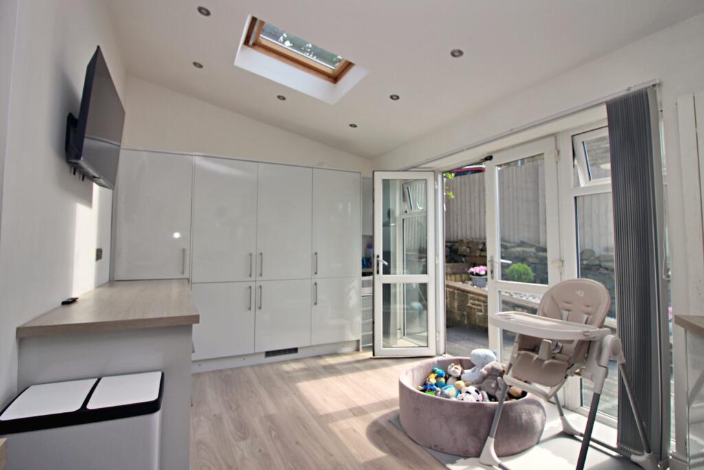 Additional property image - 14 Park Crescent, Haslingden, Rossendale