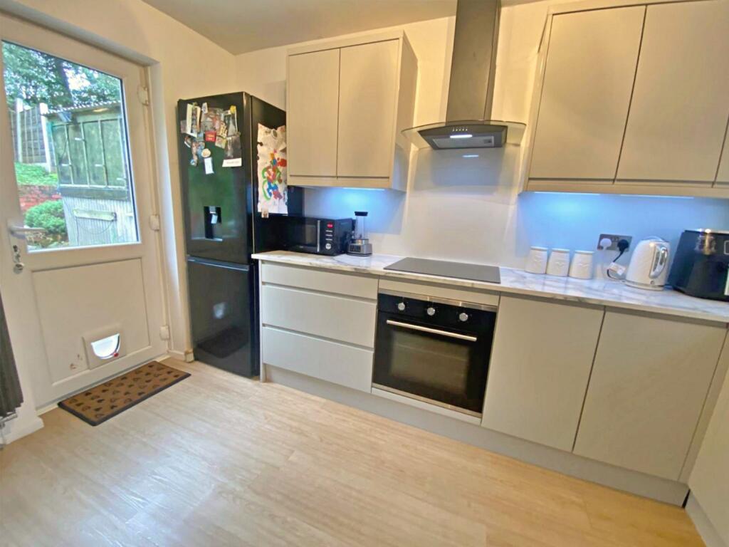 Additional property image - 27 Osborne Way, Haslingden, Rossendale