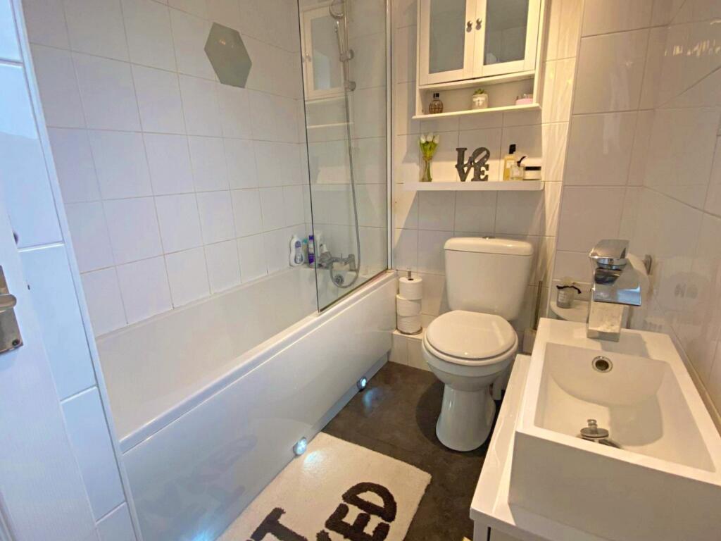 Additional property image - 27 Osborne Way, Haslingden, Rossendale