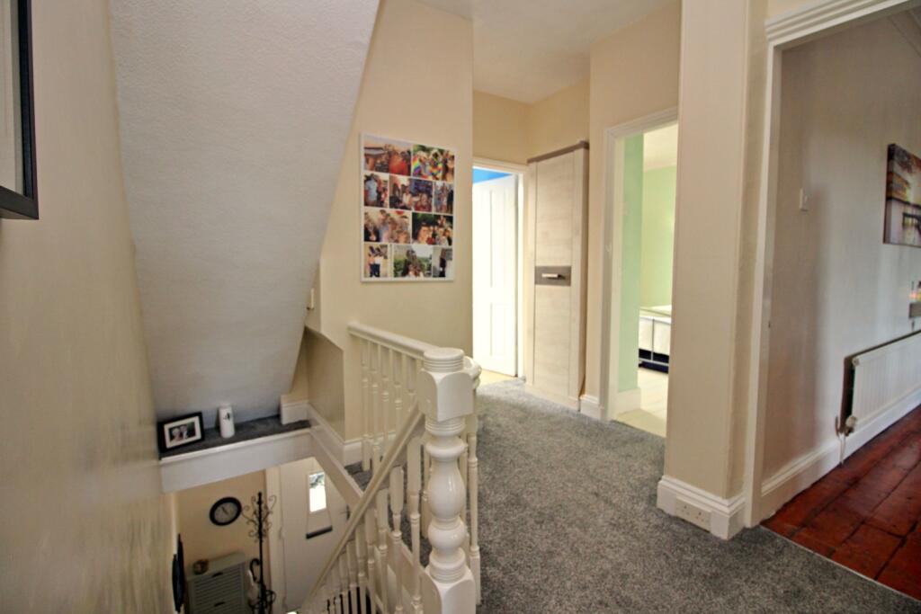 Additional property image - 4 Daisy Bank, Cowpe, Rossendale