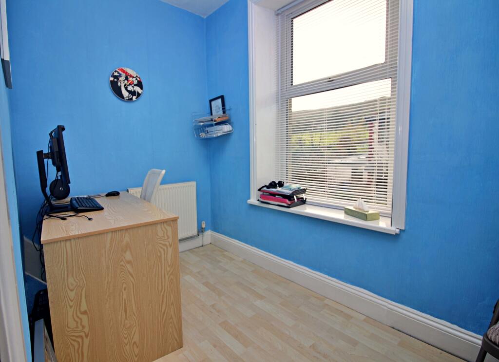 Additional property image - 4 Daisy Bank, Cowpe, Rossendale