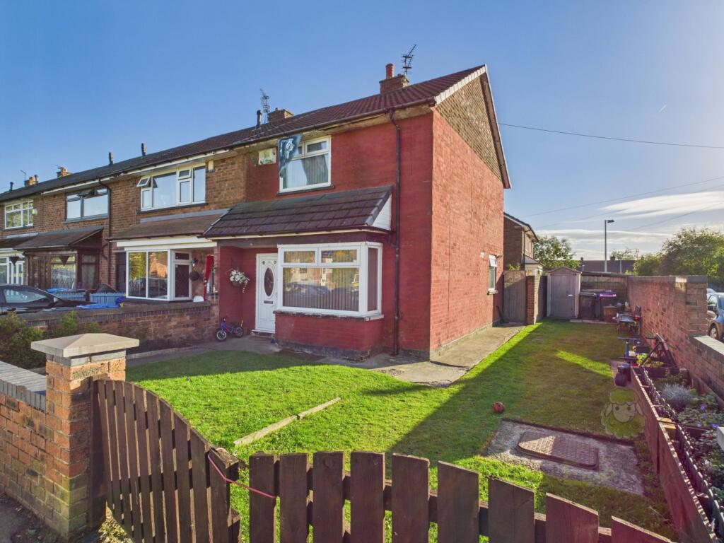 Main image of property: Parkway Grove, Little Hulton, Manchester, Greater Manchester, M38