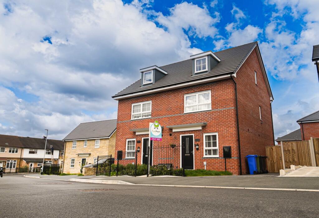 3 bedroom semidetached house for sale in 5 Ludworth Close, Hyde, SK14