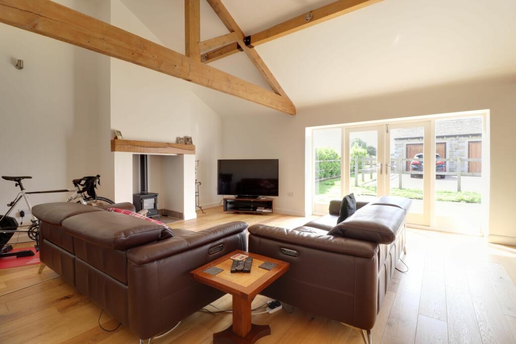 4 bedroom barn conversion for sale in Goodham Farm, High Lane, Huddersfield, West Yorkshire, HD4