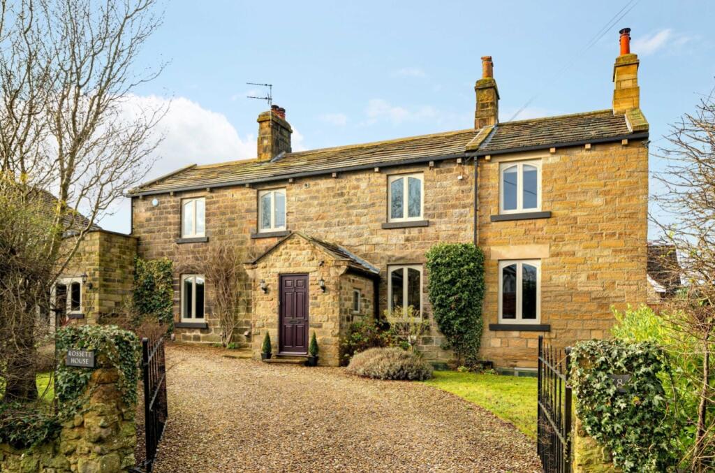 4 bedroom detached house for sale in Rossett House, Green Lane