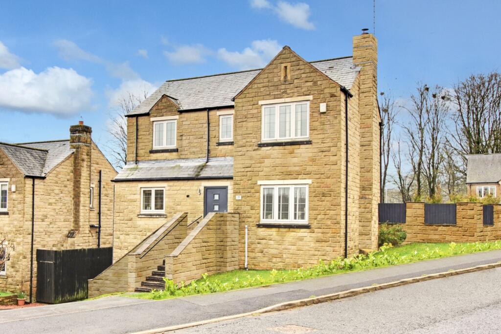 5 bedroom detached house for sale in 29 Ryestone Drive, Ripponden