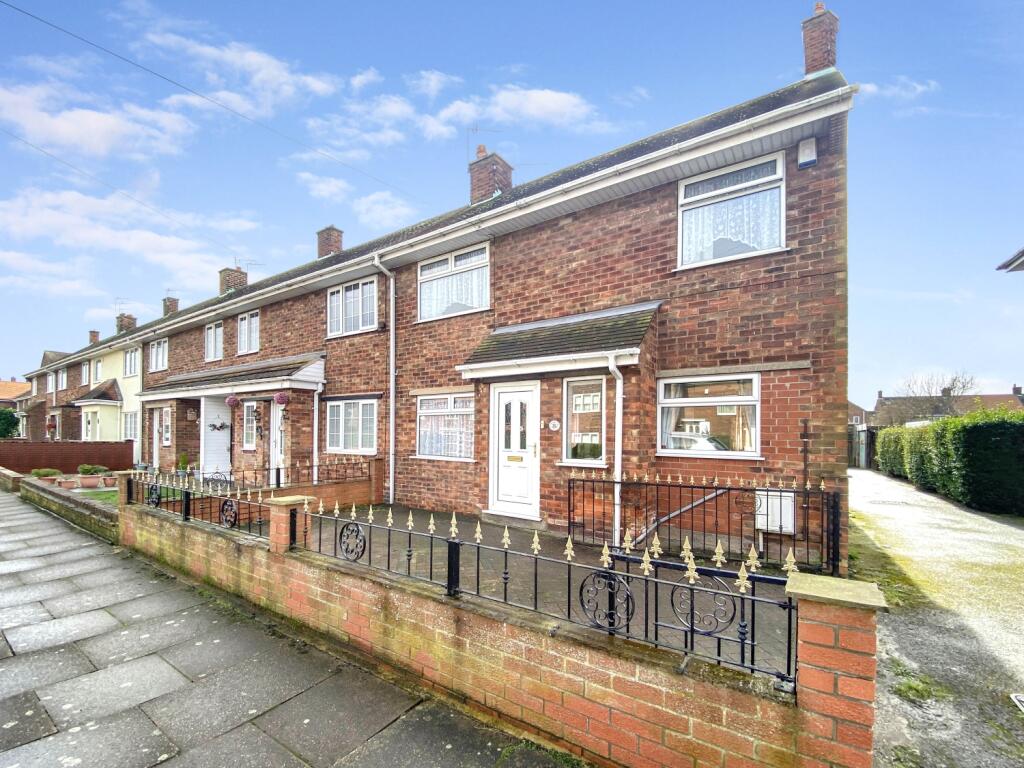 3 bedroom end of terrace house for sale in 35 Murham Avenue, Goole, DN14