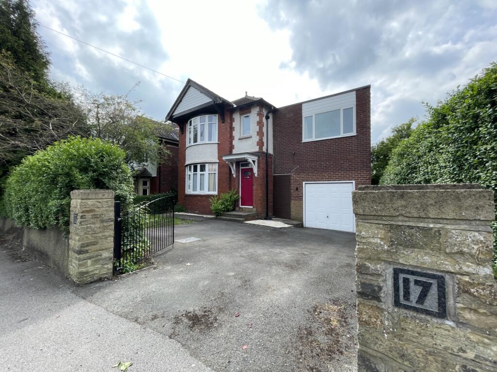 5 bedroom detached house for sale in Gomersal Road, Heckmondwike, West