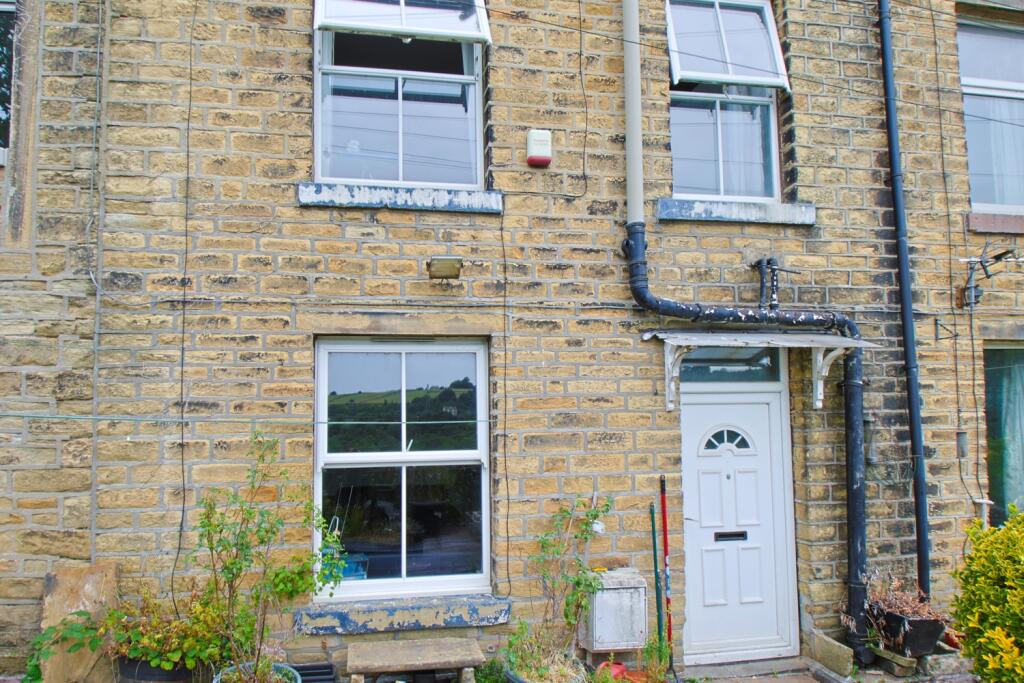 1 bedroom terraced house for sale in 2 Summerland Terrace, Sowerby