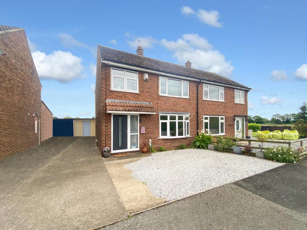3 bedroom semidetached house for sale in 3 Saunders View, Skelton