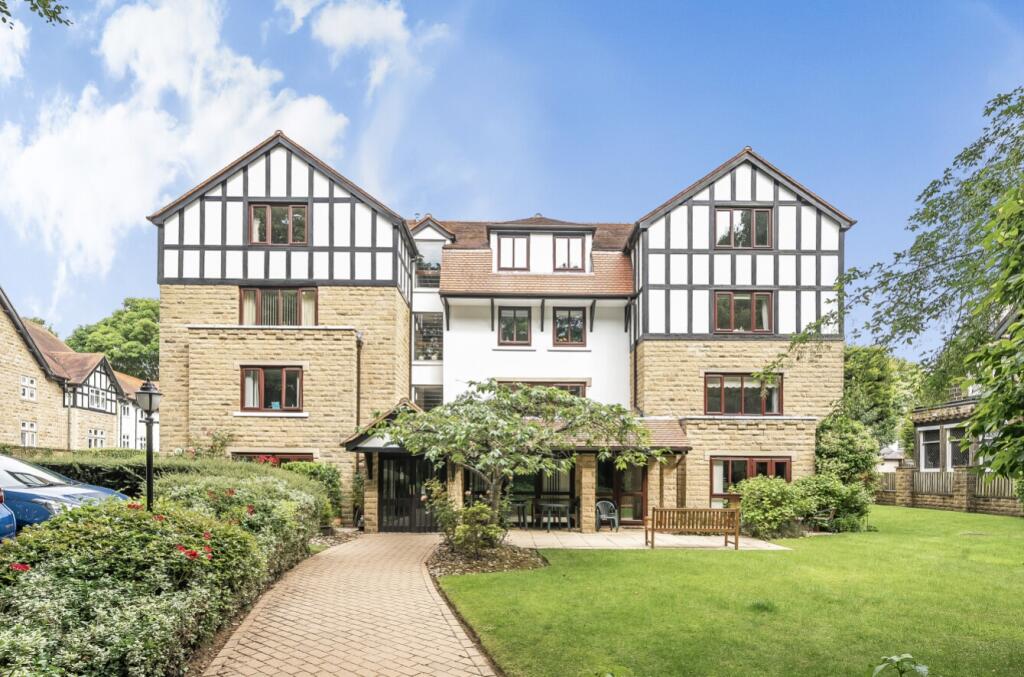 2 bedroom apartment for sale in Homegarth House, 5 Wetherby Road LS8