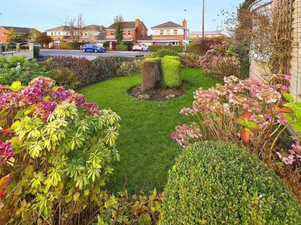 Additional property image - Adwalton Close, Drighlington