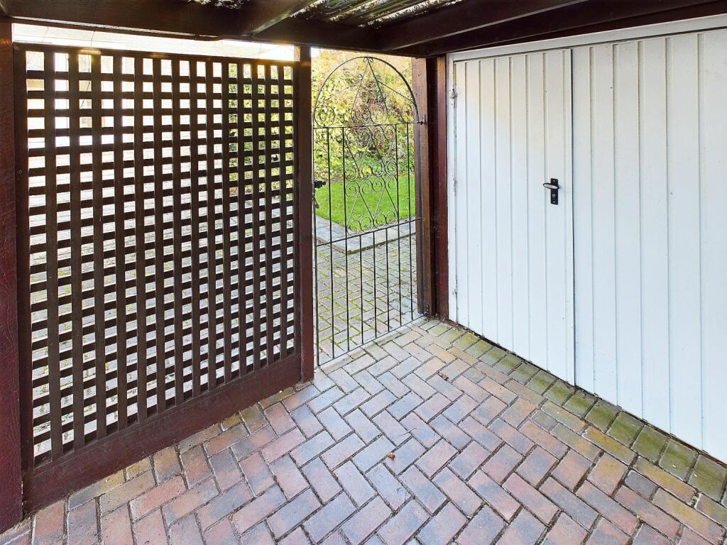 Additional property image - Adwalton Close, Drighlington