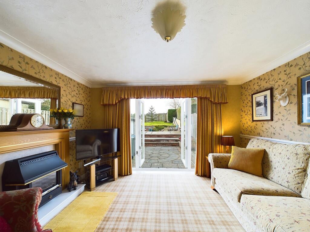 Additional property image - 3 Westminster Drive, Clayton, Bradford, BD14 6SL