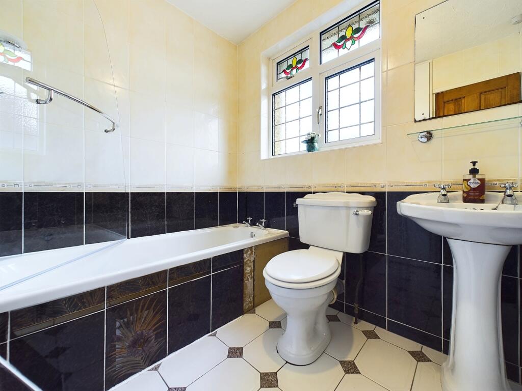 Additional property image - 3 Westminster Drive, Clayton, Bradford, BD14 6SL