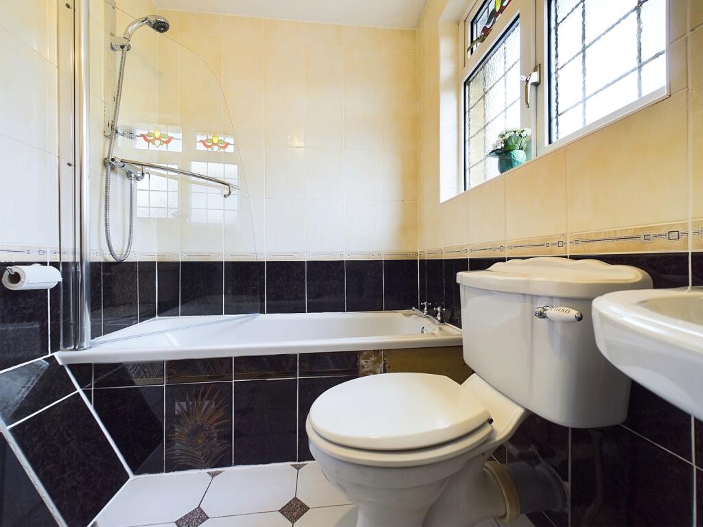 Additional property image - 3 Westminster Drive, Clayton, Bradford, BD14 6SL