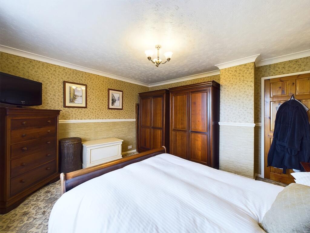Additional property image - 3 Westminster Drive, Clayton, Bradford, BD14 6SL
