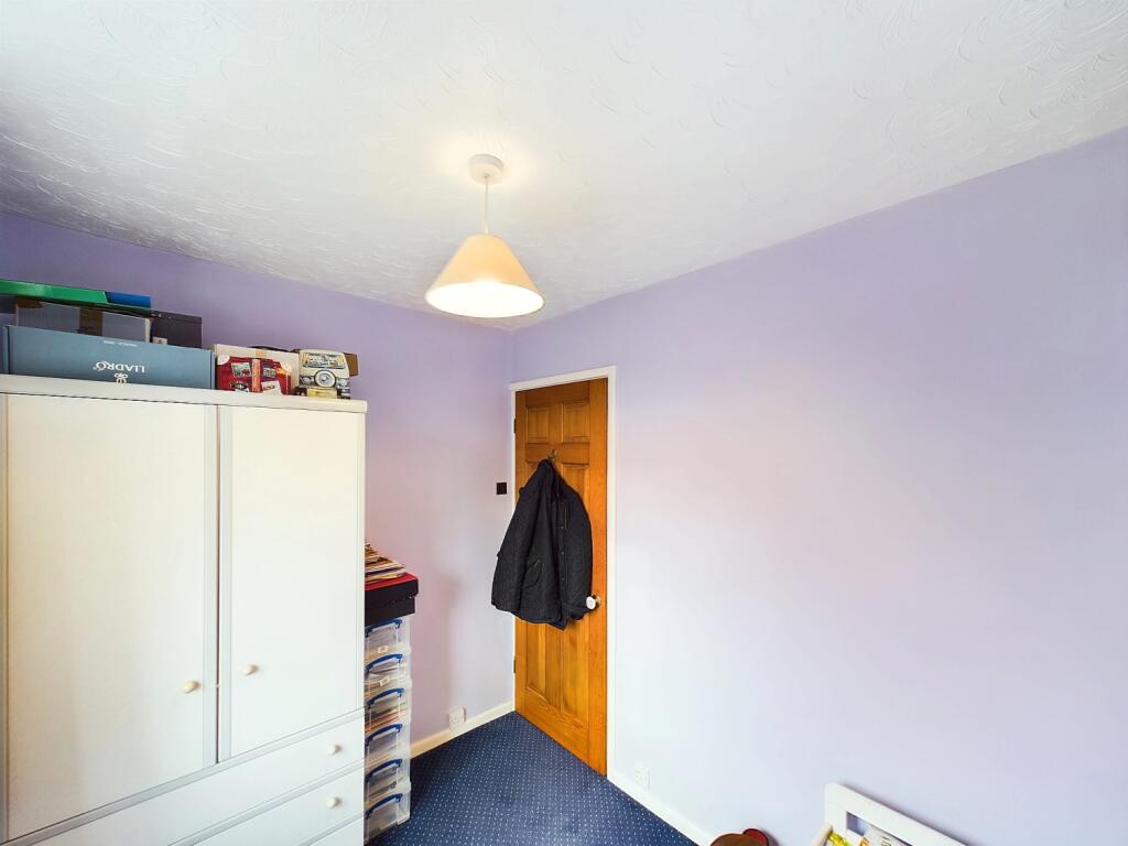 Additional property image - 3 Westminster Drive, Clayton, Bradford, BD14 6SL