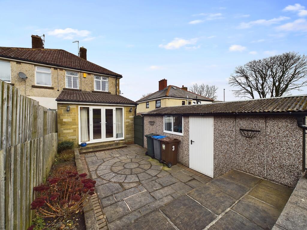 Additional property image - 3 Westminster Drive, Clayton, Bradford, BD14 6SL