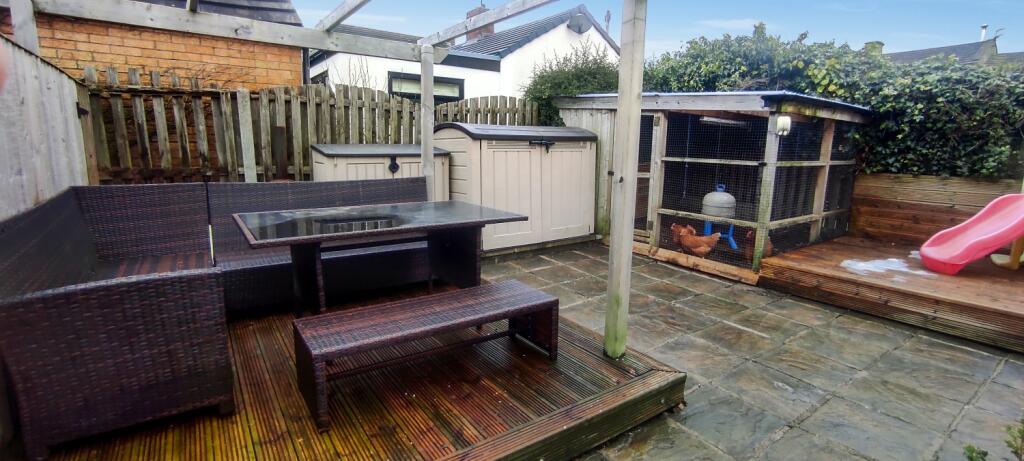 Additional property image - Cowdray Drive, Scholes, Cleckheaton, West Yorkshire, BD19