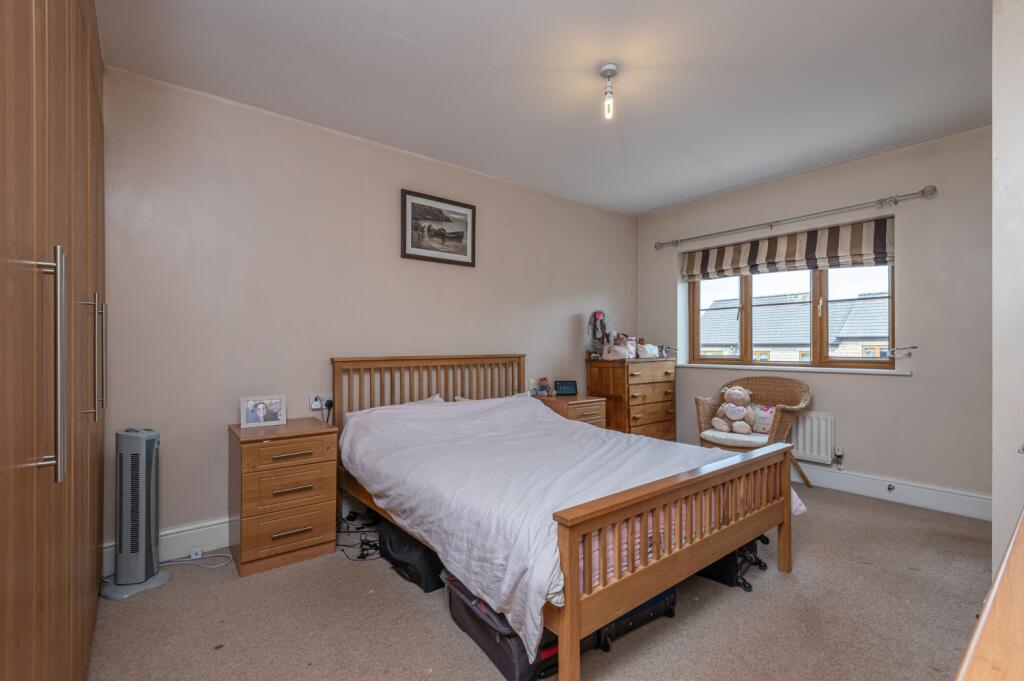 Additional property image - Popeley Rise, Gomersal, Cleckheaton, West Yorkshire, BD19