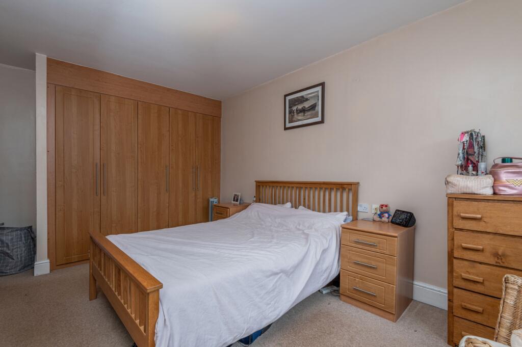 Additional property image - Popeley Rise, Gomersal, Cleckheaton, West Yorkshire, BD19