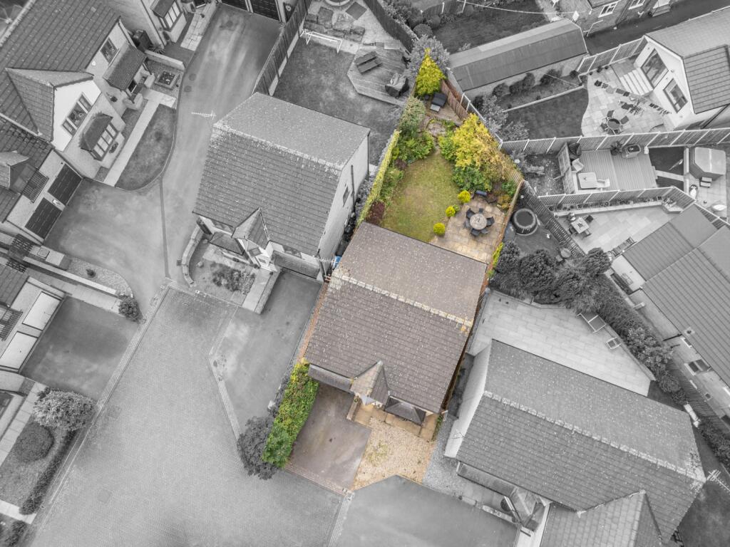 Additional property image - Popeley Rise, Gomersal, Cleckheaton, West Yorkshire, BD19