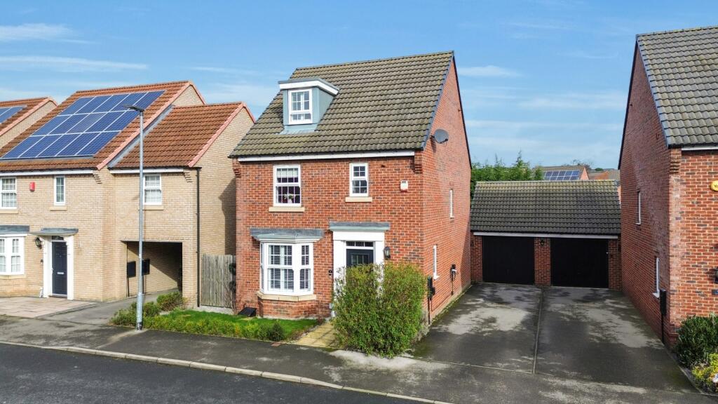 Main image of property: Sorrel Way, Pontefract, West Yorkshire, WF8