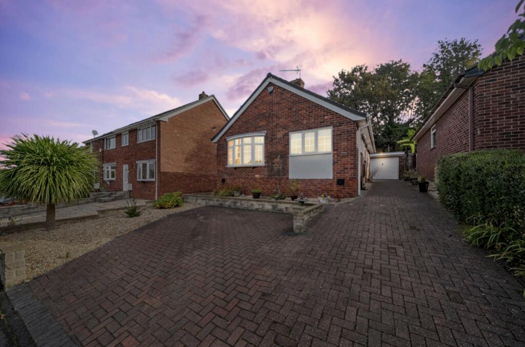 Main image of property: William Crescent, Mosborough, Sheffield, South Yorkshire, S20