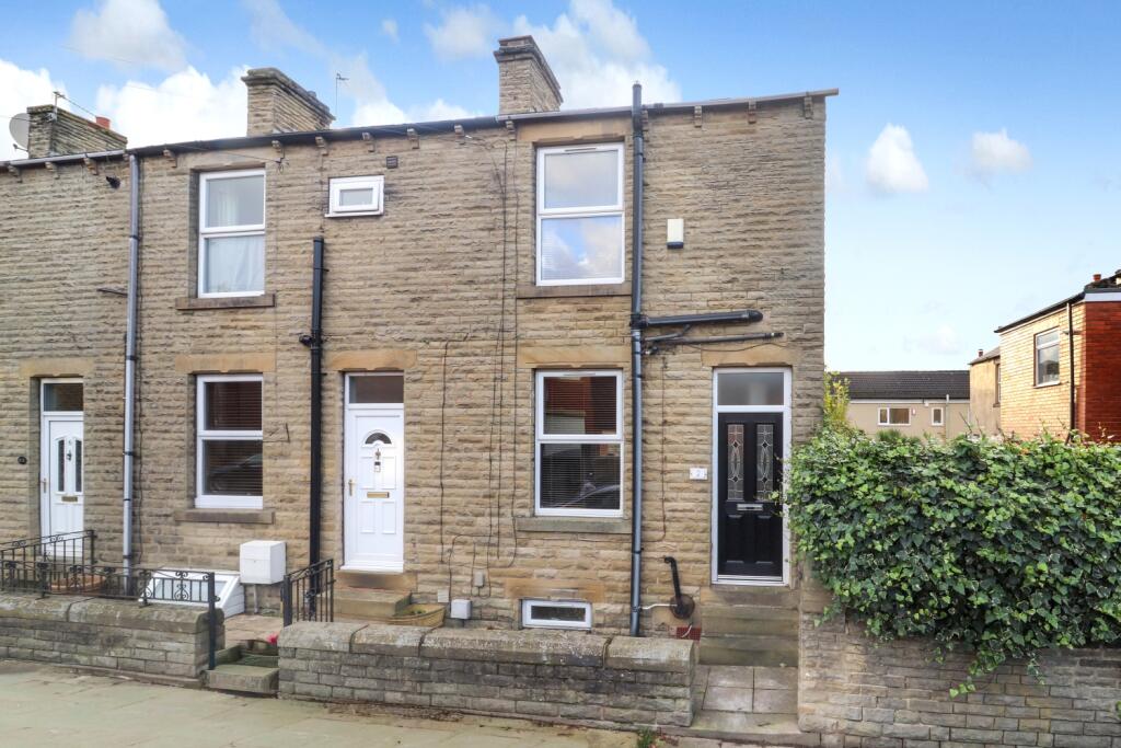 Main image of property: BROOMCROFT ROAD, OSSETT, WEST YORKSHIRE, WF5