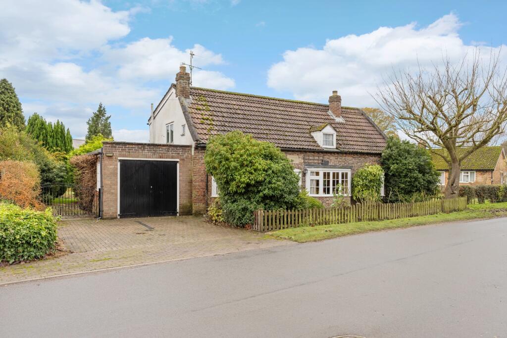 Main image of property: MAIN STREET, SKIPWITH, SELBY, NORTH YORKSHIRE, YO8