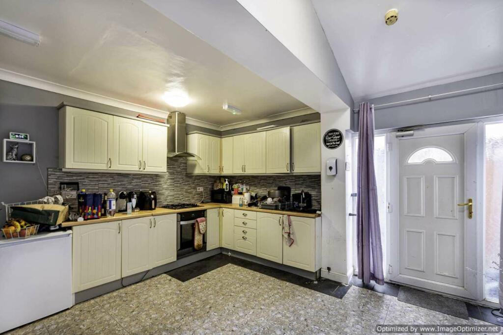 4 bedroom terraced house for sale in Trinity Street, Gainsborough DN21