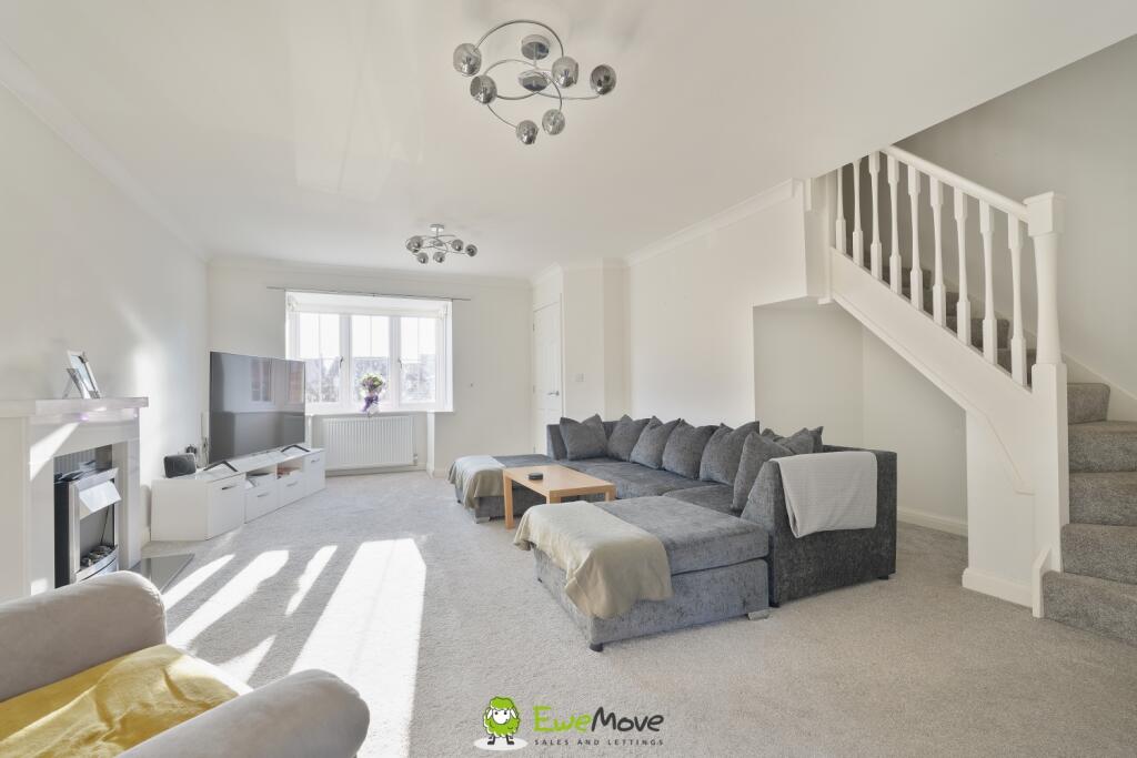 3 bedroom semidetached house for sale in 80 Bob Rainsforth Way