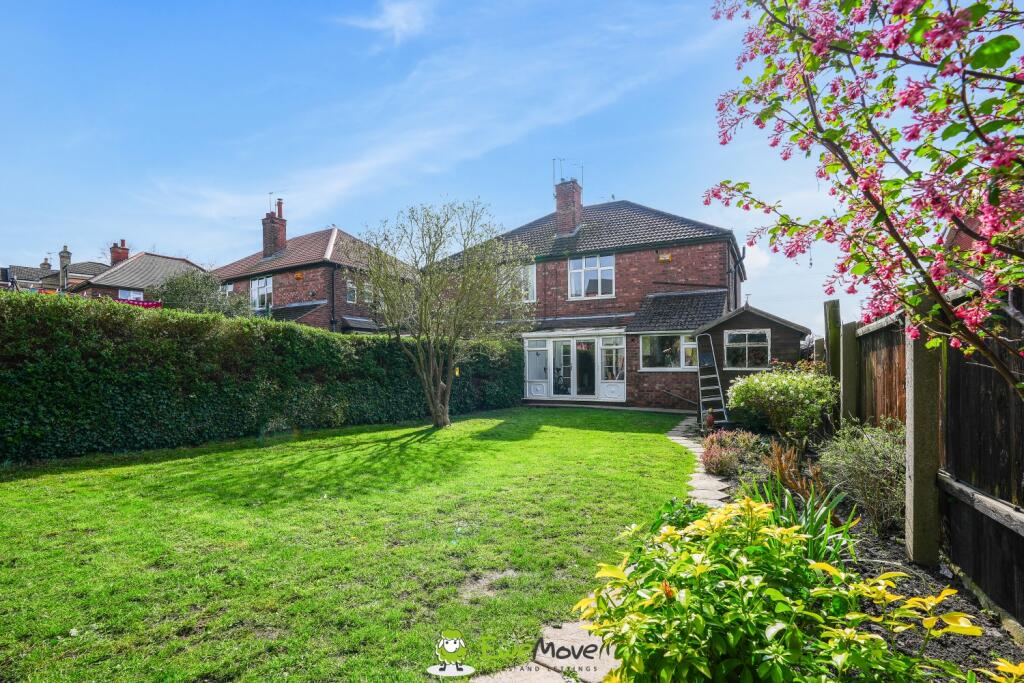 3 bedroom semidetached house for sale in 23 Northolme, Gainsborough, DN21