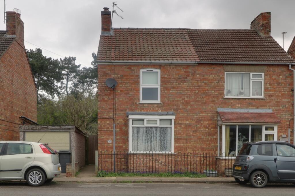 3 bedroom semidetached house for sale in 32 New Street, Heckington