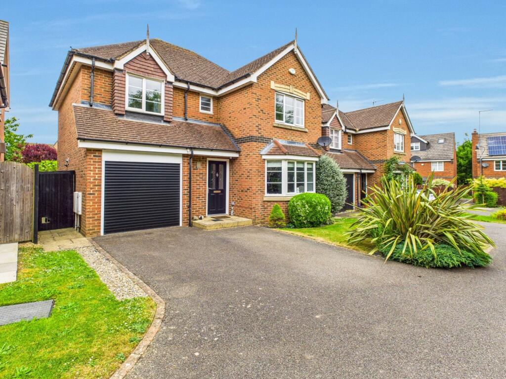 Main image of property: Foxglove Close, Grange Park, Northampton, Northamptonshire, NN4