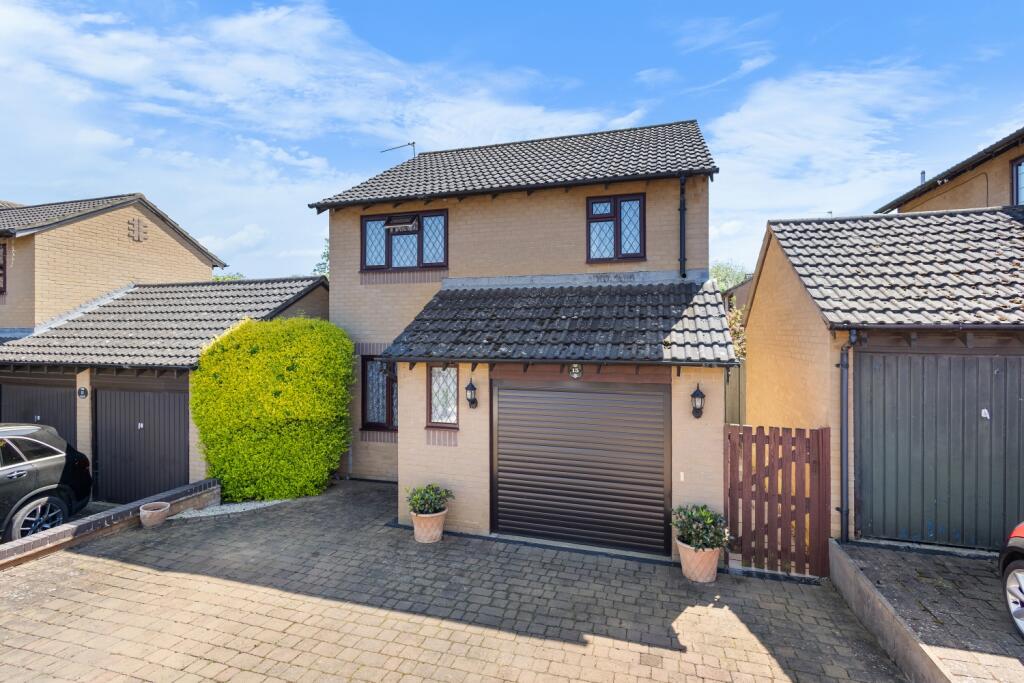 Main image of property: 15 The Meer, Fleckney, Leicester