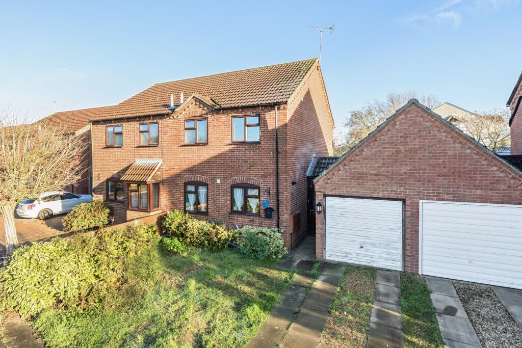 Main image of property: Walton Park, Peterborough, PE4 6