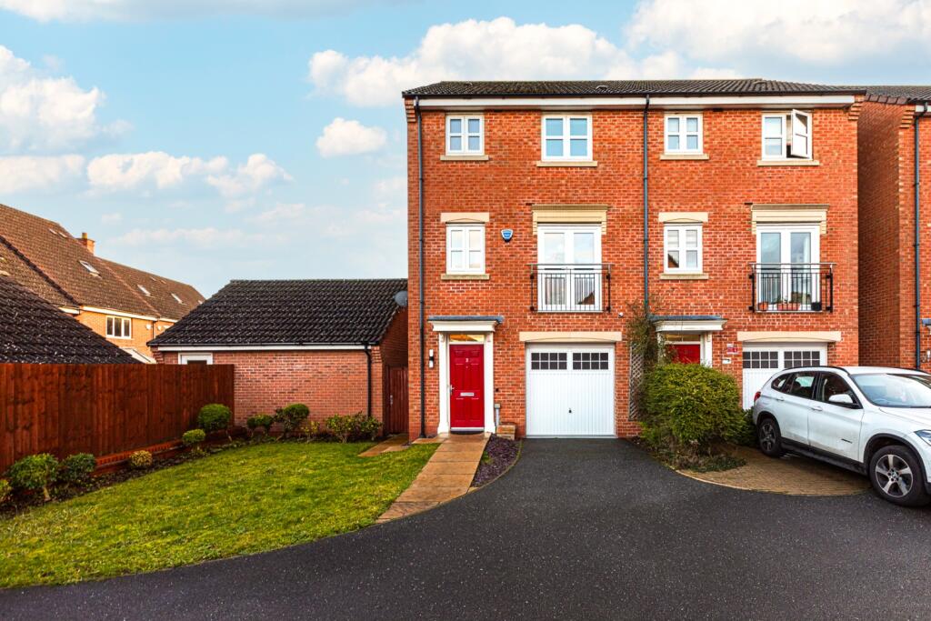 Main image of property: Coxwold Close, Hamilton, Leicester, Leicestershire, LE5