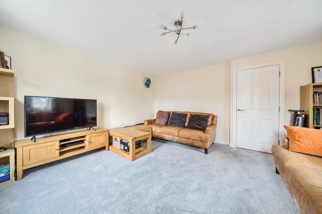 Additional property image - 1 Ferney Hills Close, Birmingham