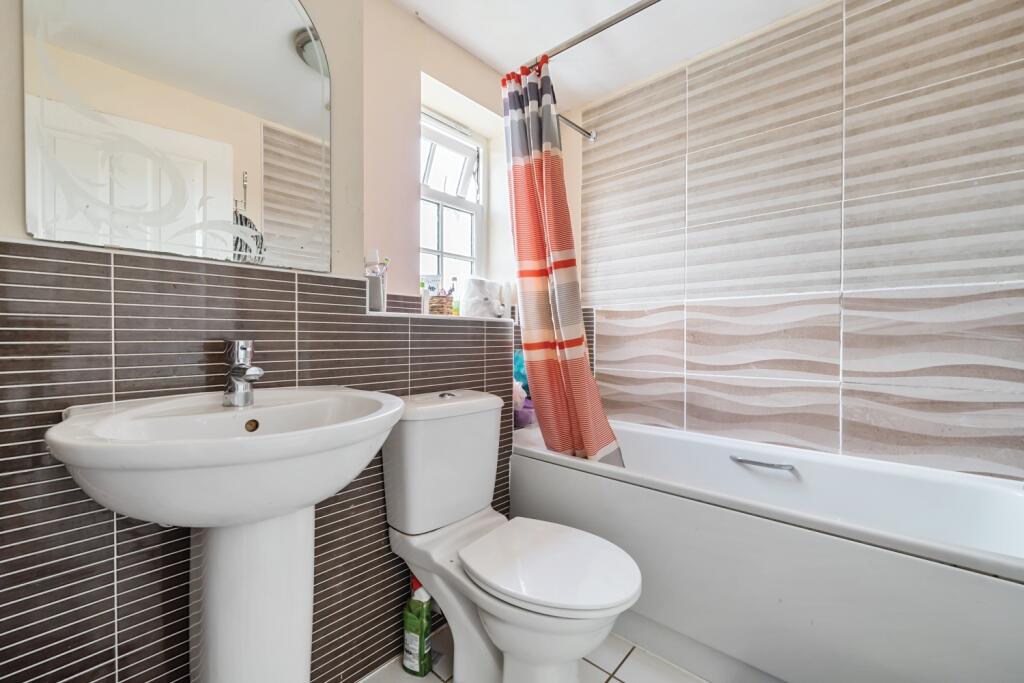 Additional property image - 1 Ferney Hills Close, Birmingham