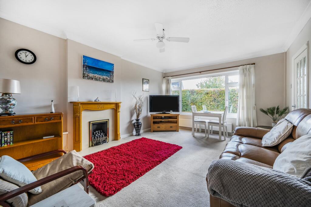Additional property image - WILLOW DRIVE, WELLESBOURNE, WARWICKSHIRE, CV35